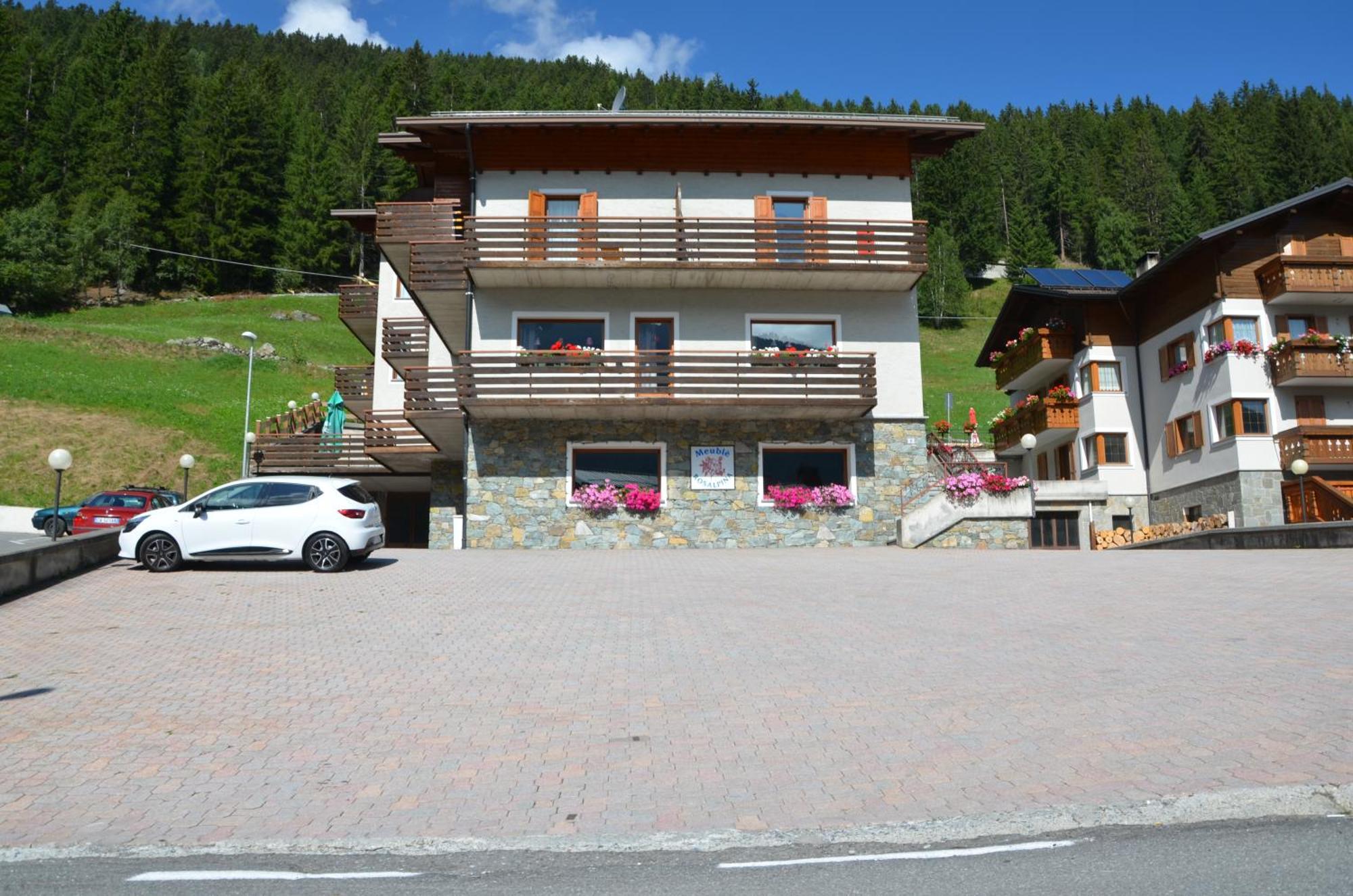 Meuble Rosalpina Hotel Isolaccia Kültér fotó