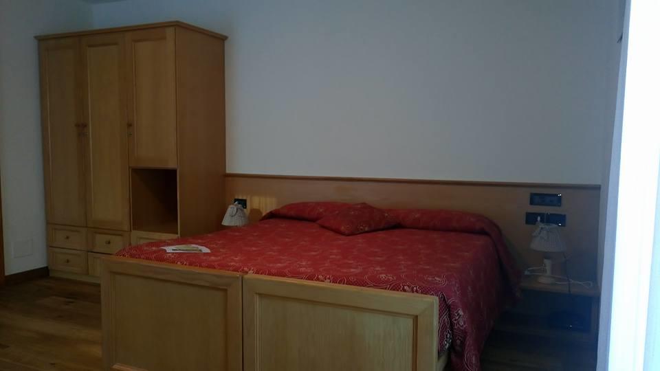 Meuble Rosalpina Hotel Isolaccia Kültér fotó