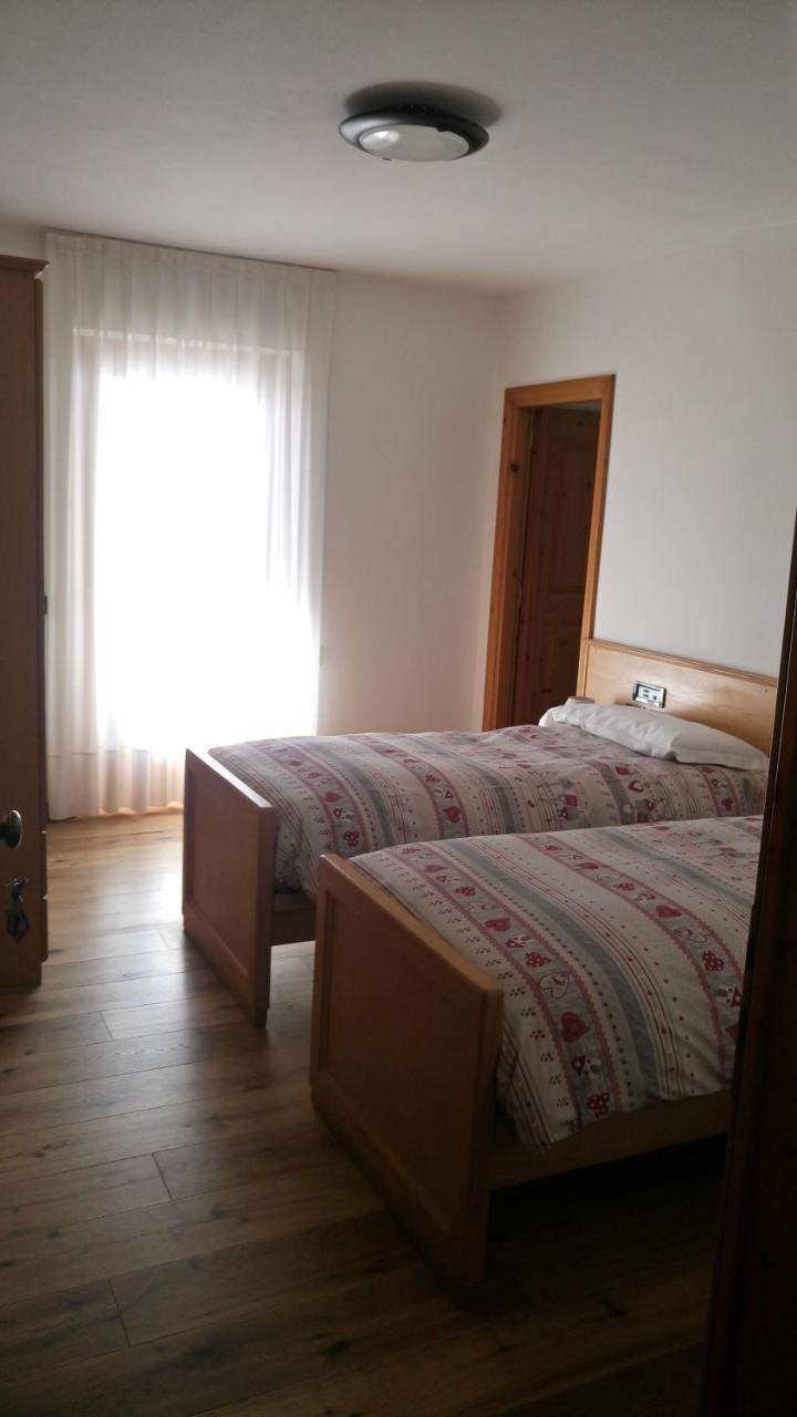 Meuble Rosalpina Hotel Isolaccia Kültér fotó